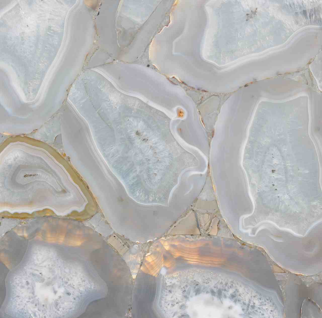 naturstein_edelstein_wohndesign_dekorative_bad_bauen_weltstein